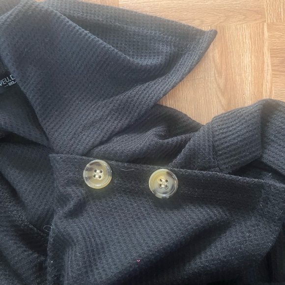 Black Button Neck Top- 1X - Picture 3 of 6